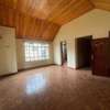5 Bed Townhouse with En Suite in Lavington thumb 7