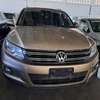 Volkswagen tiguan used thumb 0