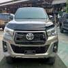 2018 Toyota Hilux double cab thumb 2