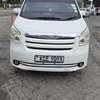 Toyota Noah KCE thumb 1