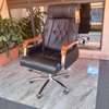 High End Executive Leather Office Chair thumb 1