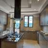 4 Bed Apartment with En Suite in Riverside thumb 30