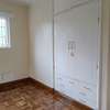 4 Bed House with En Suite in Rosslyn thumb 33