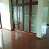 5 Bed Townhouse with En Suite in Kileleshwa thumb 9