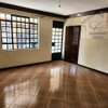 Modern-Neat 2bedroomed apartment, en-suite thumb 1