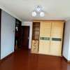5 Bed House with En Suite in Lavington thumb 7