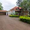 5 Bed House with Swimming Pool at Rosslyn thumb 10