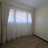 Furnished 2 Bed Apartment with En Suite at Close To Un thumb 8