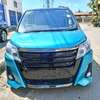 Toyota Noah 2016 model with double sunroof thumb 4