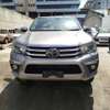 Toyota Hilux Double cabin Silver 2018 thumb 3