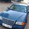 Mercedes-benz 220 thumb 0