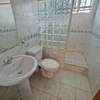 5 Bed House with En Suite in Lavington thumb 32