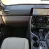 2022 Lexus LX600 thumb 2