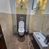 4 Bed Apartment with En Suite in Riverside thumb 8