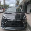 toyota sienta non hybrid thumb 0
