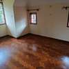 A 5 bedroom maisonette available for rent thumb 4