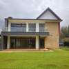 4 Bed Townhouse with En Suite in Ridgeways thumb 0