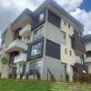 4 Bed Apartment with En Suite in Rosslyn thumb 39