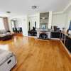 4 Bed Villa with En Suite in Rosslyn thumb 10