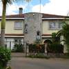 4 Bed Townhouse in Dennis Pritt thumb 2
