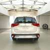 Mitsubishi outlander thumb 0
