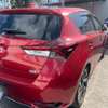 Toyota auris hybrid thumb 2