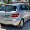 Mercedes-Benz B180 oldshape thumb 7