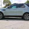2017 Land Rover Discovery thumb 0