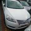 Nissan Syphy pearl white thumb 3