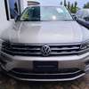 Volkswagen Tiguan Sunroof grey 2018 thumb 0