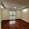 5 Bed Townhouse with En Suite in Lavington thumb 5