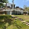 7 Bed House with En Suite in Lavington thumb 6