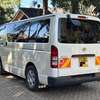 Toyota Hiace thumb 3