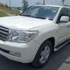 Land Cruiser V8 thumb 1
