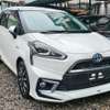 Toyota. Sienta hybrid white thumb 6