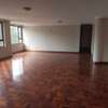 3 Bed Apartment with En Suite in Riverside thumb 8