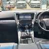 Toyota Alphard sunroof thumb 10
