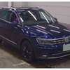 2019 VOLKSWAGEN TIGUAN TDI 4MOTION HIGHLINE 4WD thumb 8