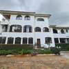 6 Bed House with En Suite in Nyari thumb 1