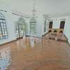 5 Bed House with En Suite in Nyari thumb 10