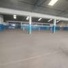30,000 ft² Warehouse with Parking in Industrial Area thumb 3