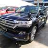 TOYOTA LANDCRUISER ZX V8 2017. thumb 2