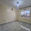 3 Bed Apartment with En Suite in Thome thumb 3