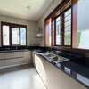 4 Bed House with En Suite in Runda thumb 6