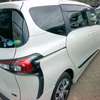 Toyota Sienta hybrid thumb 6