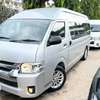 Toyota Hiace 9l thumb 3