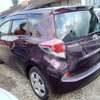Toyota Ractis thumb 5
