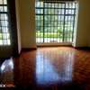 4 Bed Townhouse with Gym in Rosslyn thumb 4