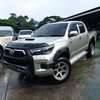 2014 Toyota Hilux double cab thumb 6