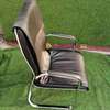 Mid-Back Business Conference Room Seat thumb 3